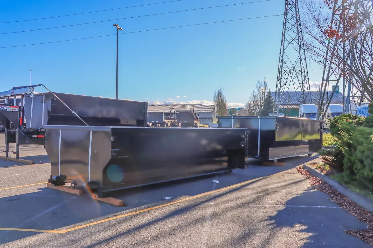 Professional dumpster rental and junk removal service in Panama City